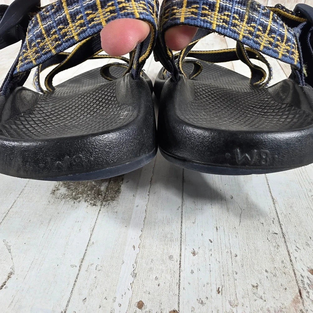Chaco Z2 Classic Womens 8 Sandals‎ Navy Yellow Double Strap Toe Loop Vibram Sole